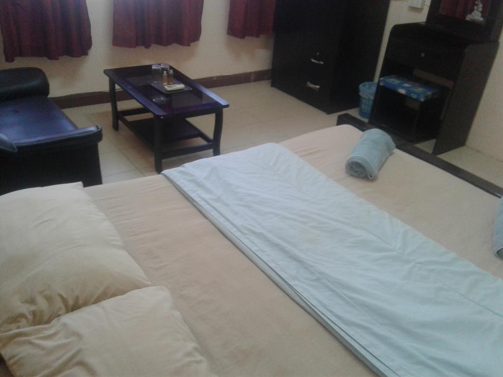 Yaya Guesthouse 방콕 외부 사진