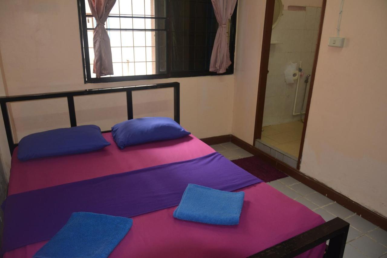 Yaya Guesthouse 방콕 외부 사진