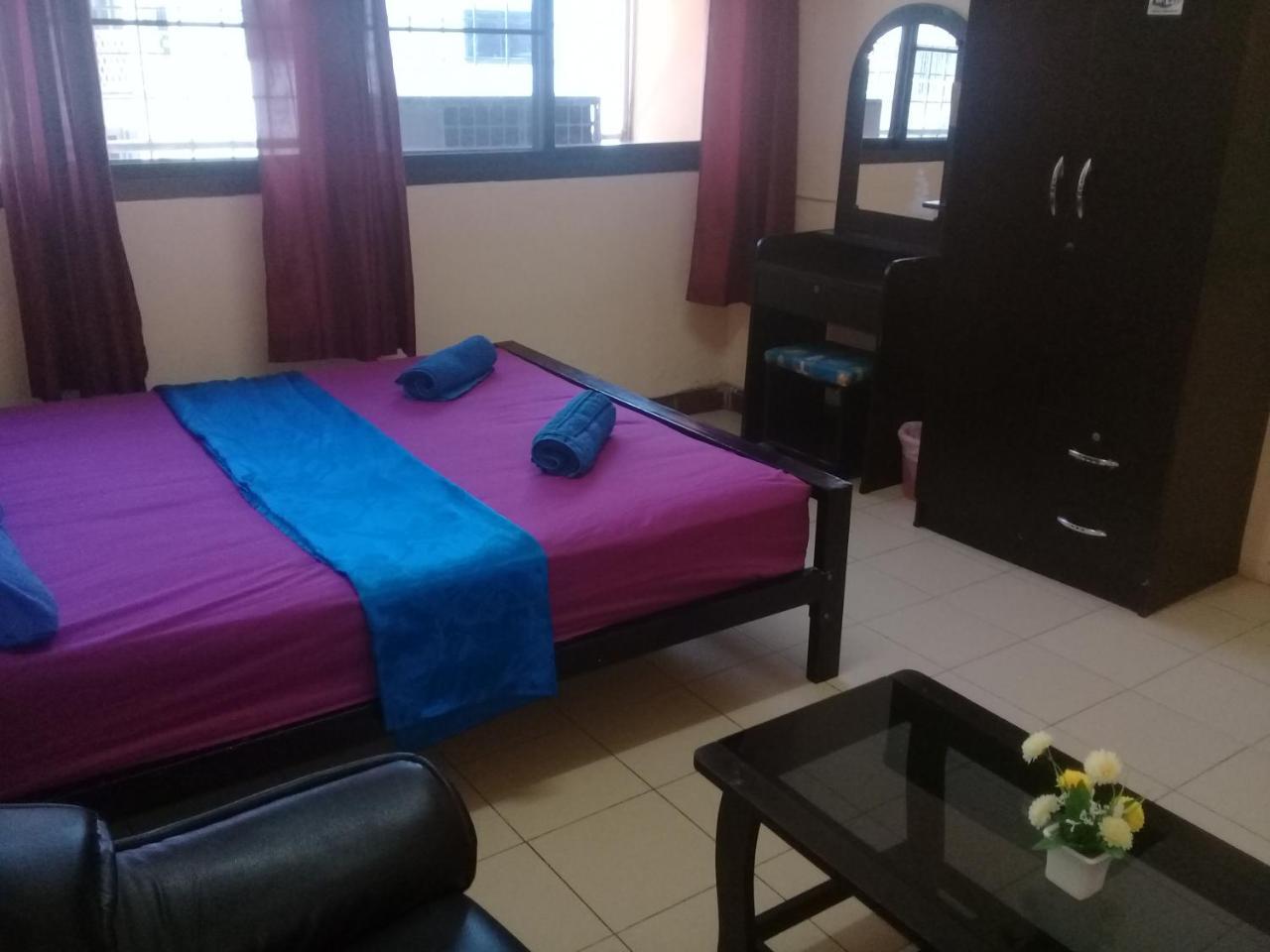Yaya Guesthouse 방콕 외부 사진