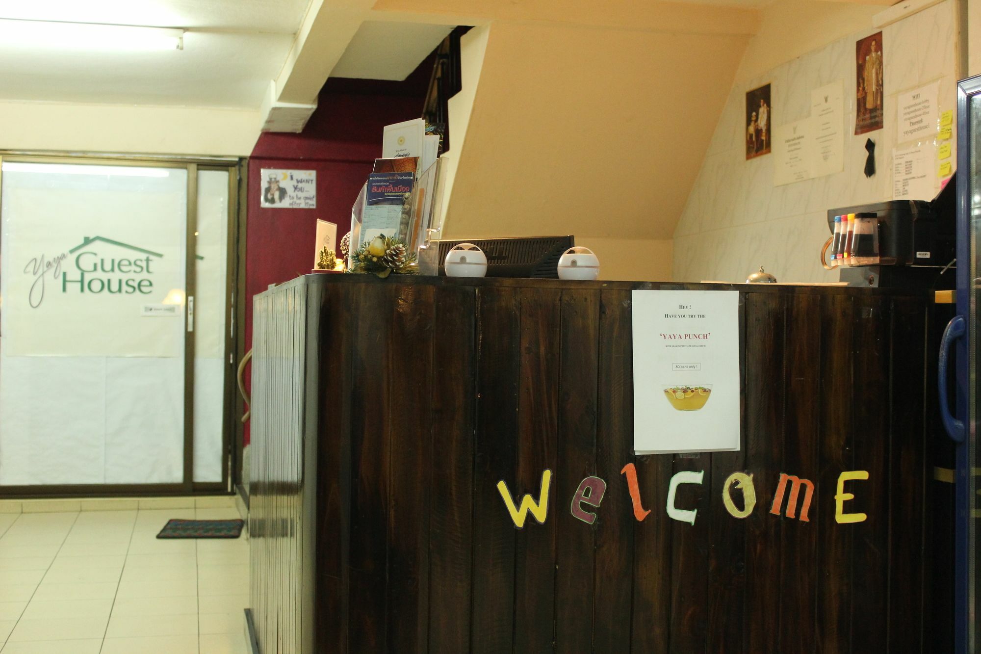Yaya Guesthouse 방콕 외부 사진