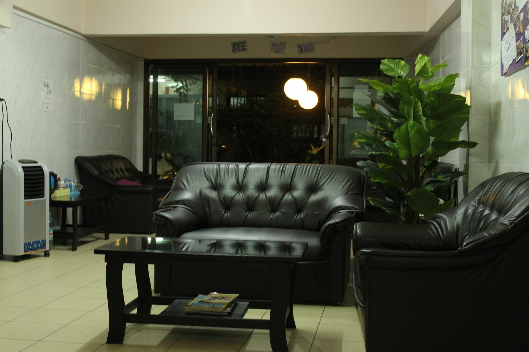 Yaya Guesthouse 방콕 외부 사진