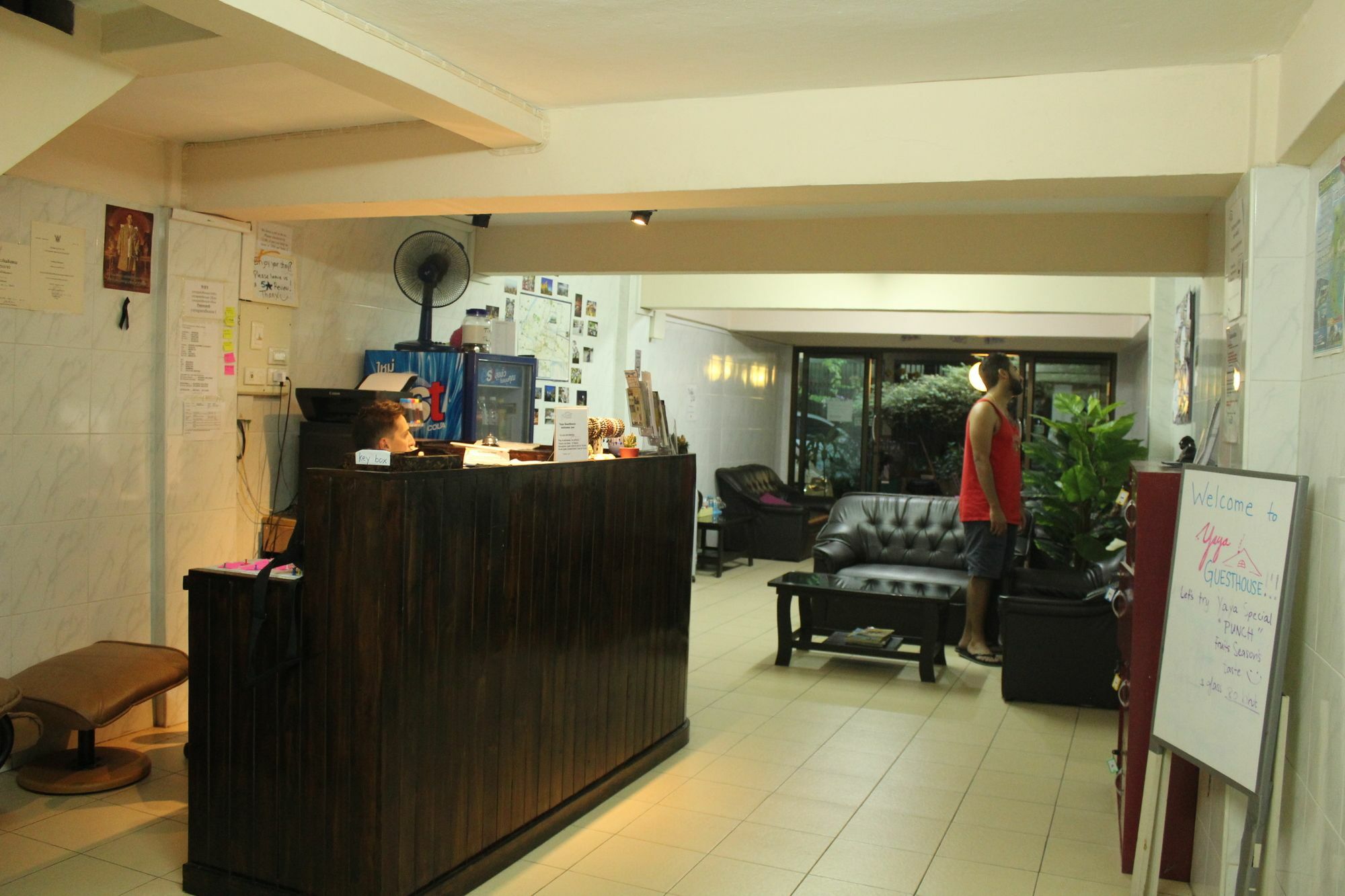 Yaya Guesthouse 방콕 외부 사진