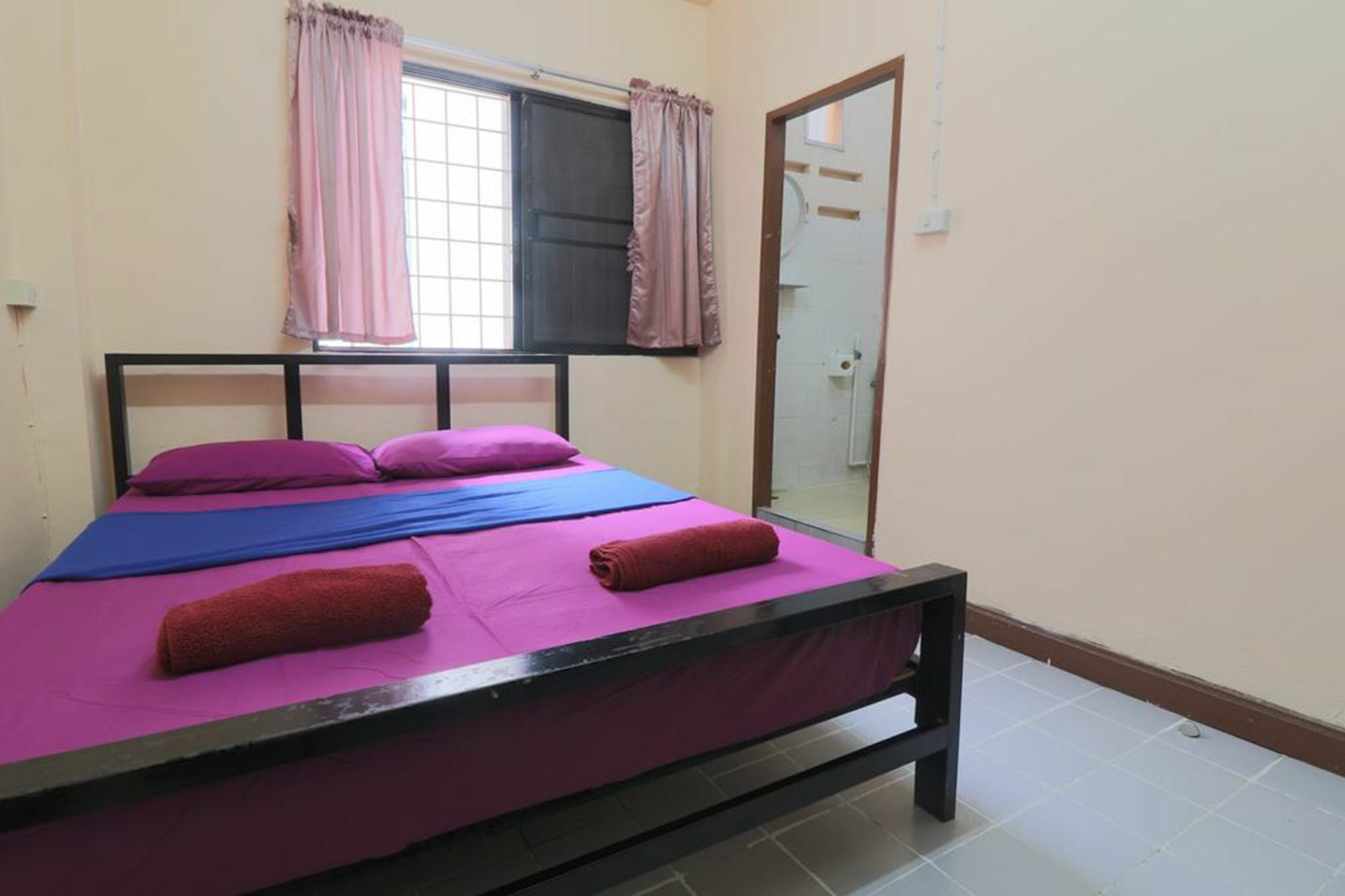 Yaya Guesthouse 방콕 외부 사진
