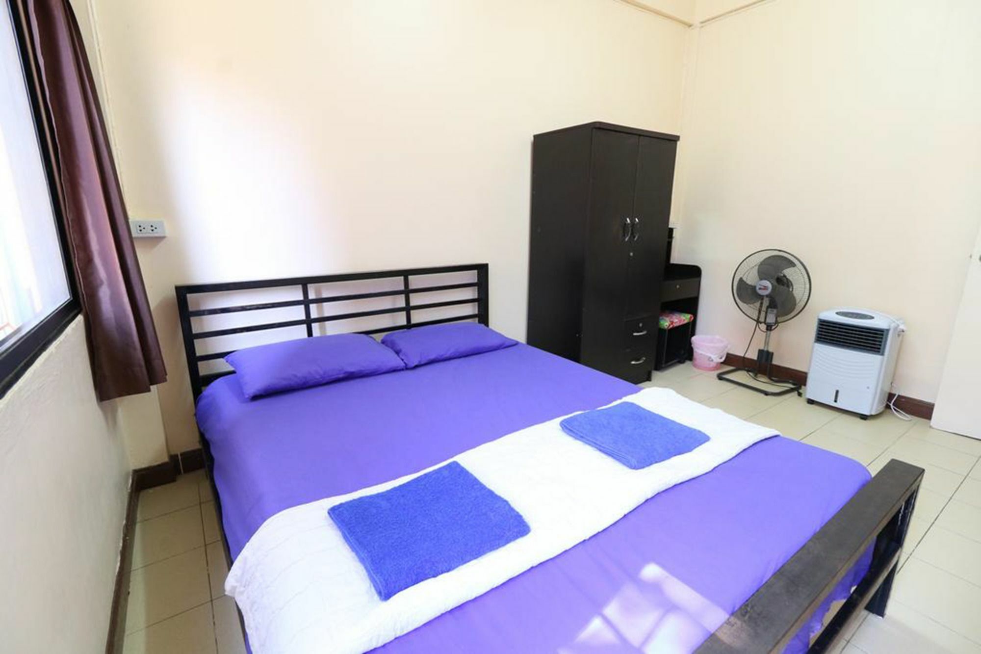 Yaya Guesthouse 방콕 외부 사진
