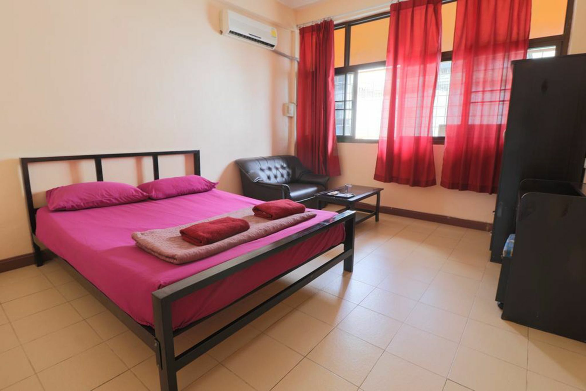 Yaya Guesthouse 방콕 외부 사진
