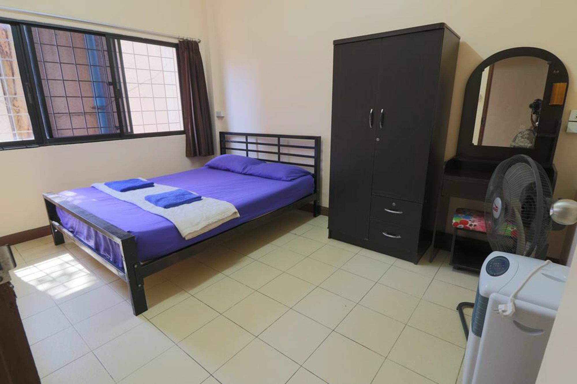 Yaya Guesthouse 방콕 외부 사진