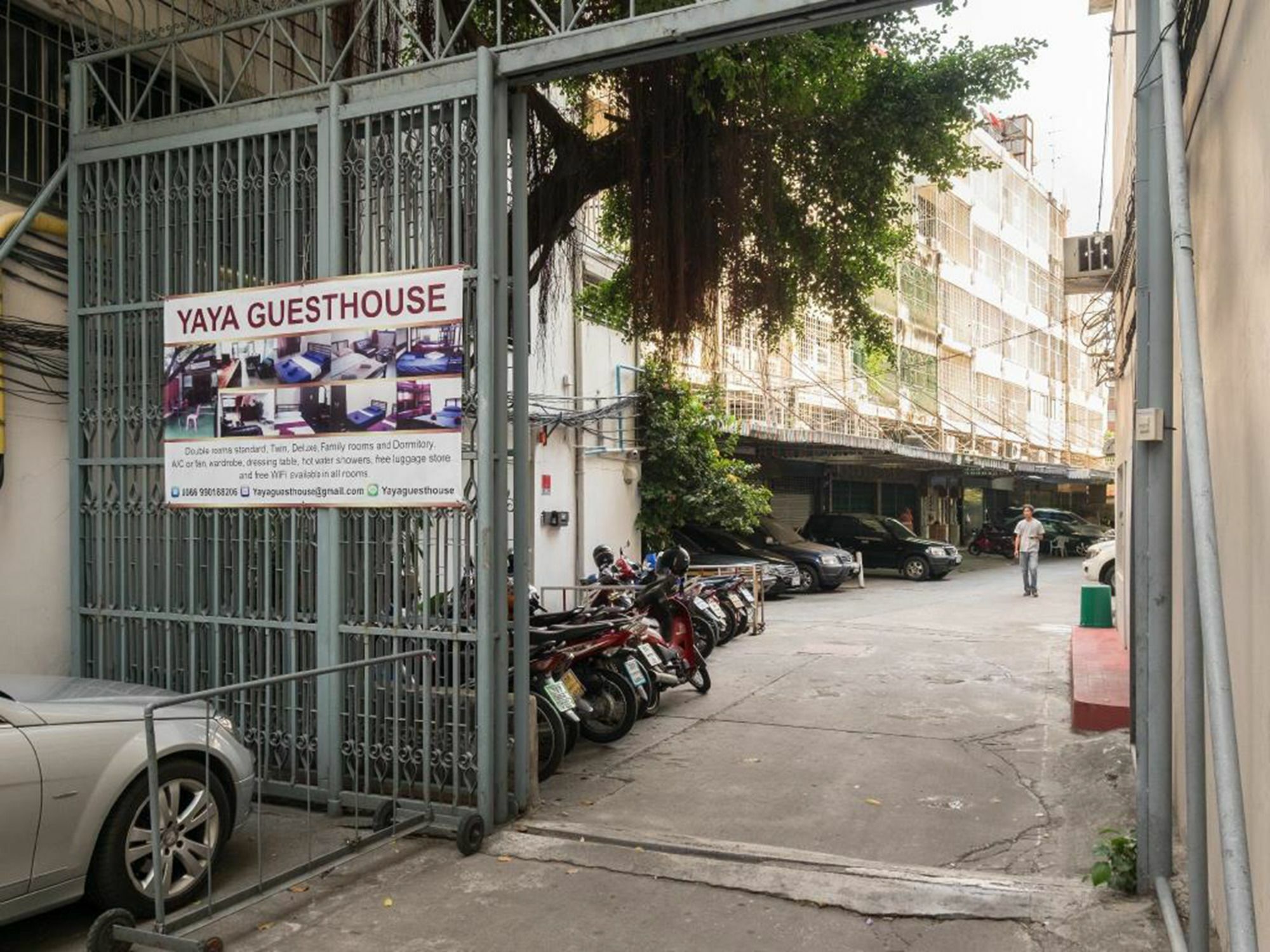 Yaya Guesthouse 방콕 외부 사진